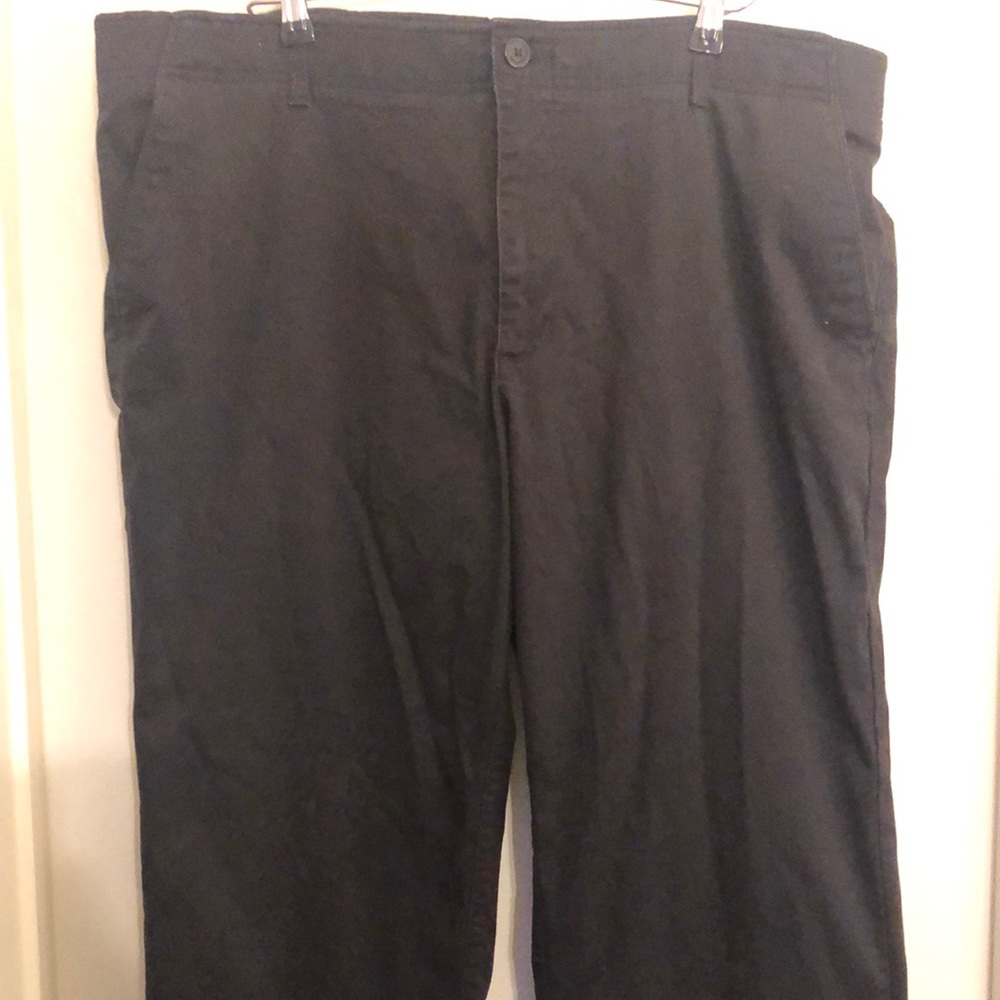 Lee X-treme Comfort Straight Leg Khaki Pants